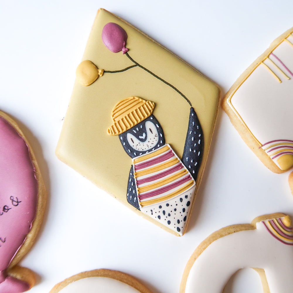 Colourful Mum sugar cookie gift set with hearts